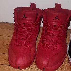 Jordan gym red 12s